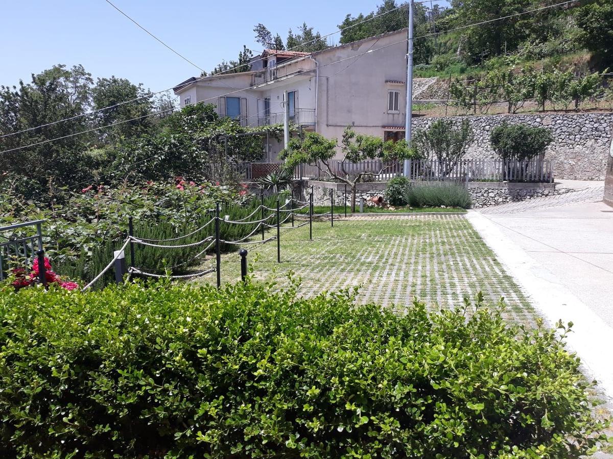 Bb Santalucia Bed and Breakfast Agerola Εξωτερικό φωτογραφία
